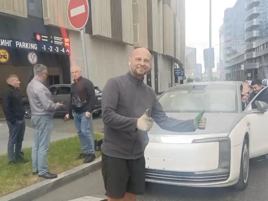 New-energy vehicle delivered overseas / 智能电动汽车海外交付